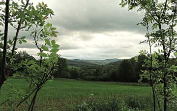 Mountains on country border