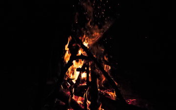 Bonfire 01